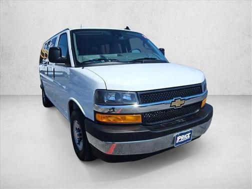 Summit White 2025 Chevrolet Express 2500 LT