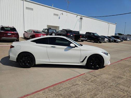 2017 INFINITI Q60 3.0T Premium