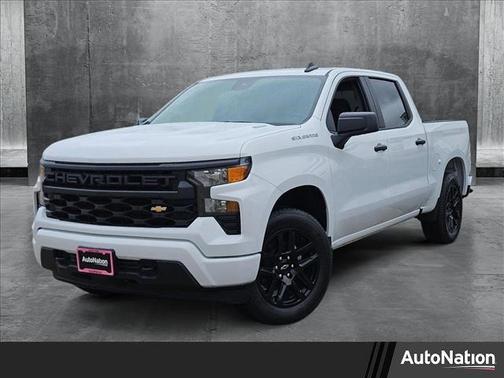 2025 Chevrolet Silverado 1500 Custom