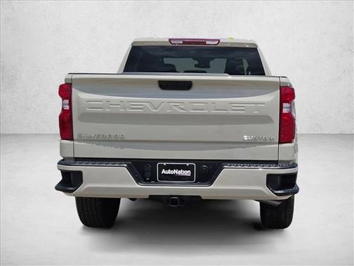 White Sands 2026 Chevrolet Silverado 1500 Custom