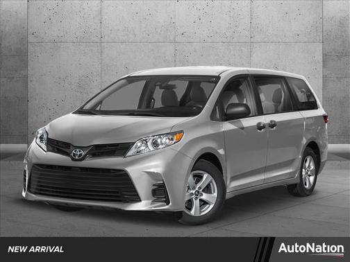 2019 Toyota Sienna LE