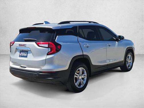Quicksilver Metallic 2022 GMC Terrain SLE