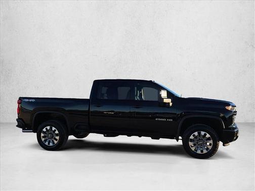 2026 Chevrolet Silverado 2500 Custom