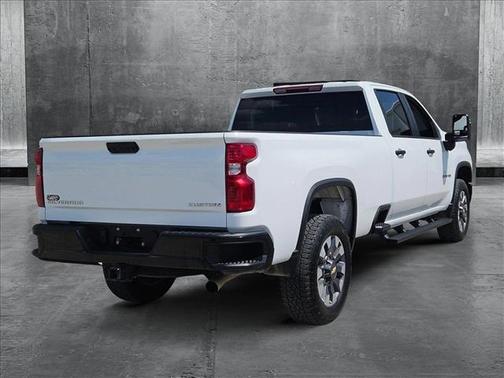 2024 Chevrolet Silverado 2500 Custom