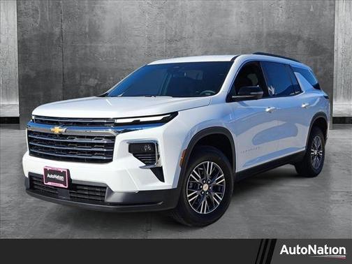 2025 Chevrolet Traverse LT