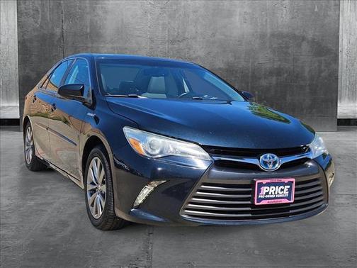 2015 Toyota Camry Hybrid XLE