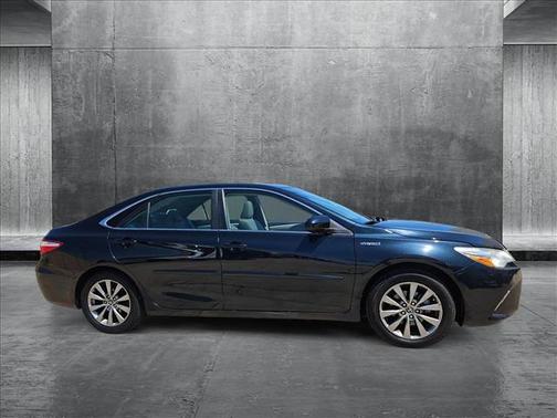 2015 Toyota Camry Hybrid XLE