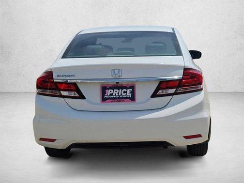White 2015 Honda Civic SE