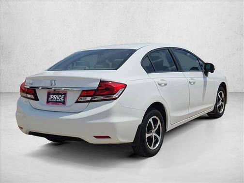 White 2015 Honda Civic SE