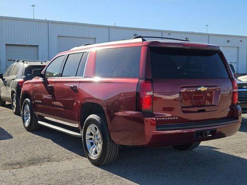 2016 Chevrolet Suburban LT