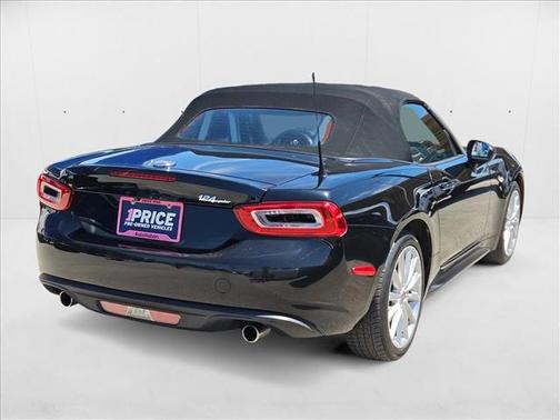 2017 FIAT 124 Spider Base
