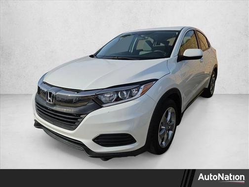 Platinum White Pearl 2021 Honda HR-V LX