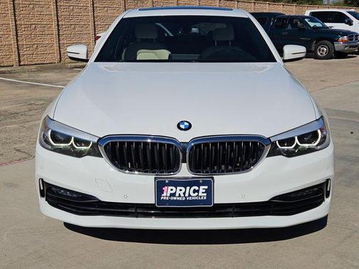 2018 BMW 530 530i