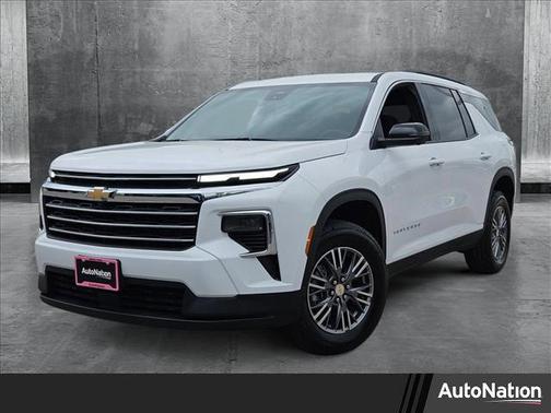 2025 Chevrolet Traverse LT