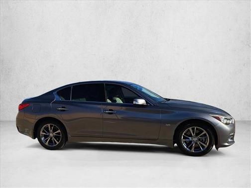2017 INFINITI Q50 3.0t Signature Edition