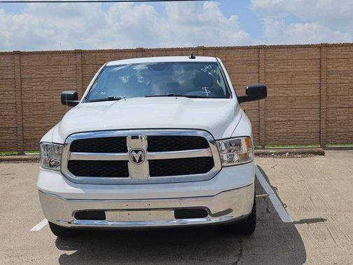 Bright White Clearcoat 2023 RAM 1500 Classic SLT