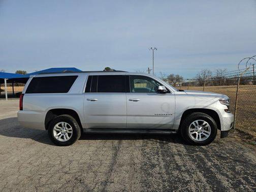 2017 Chevrolet Suburban LT