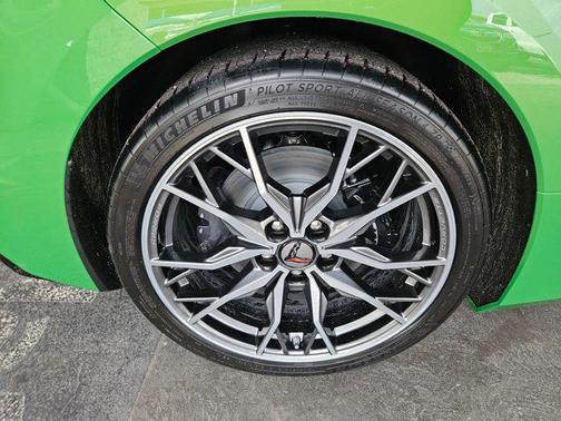 2026 Chevrolet Corvette Stingray w/1LT