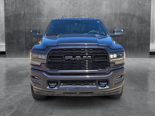 2021 RAM 3500 Limited Crew Cab 4x4 8' Box