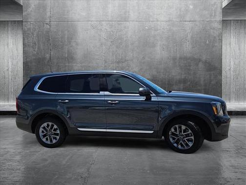 2024 Kia Telluride LX