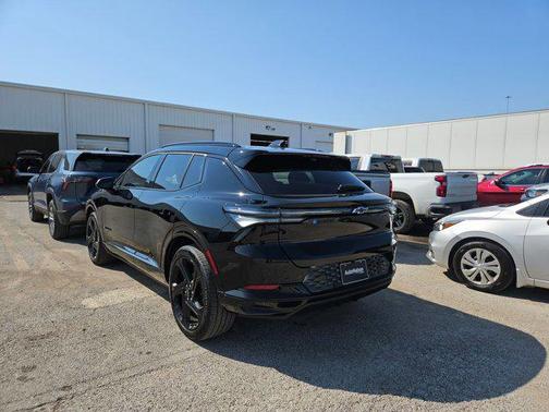 2025 Chevrolet Equinox EV RS