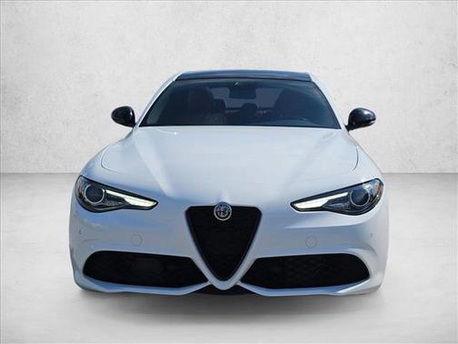 Alfa White 2023 Alfa Romeo Giulia Veloce RWD