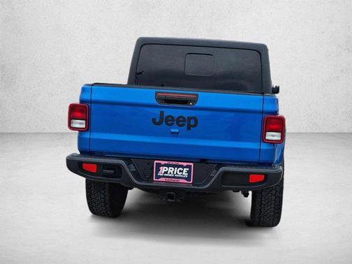 Hydro Blue Pearlcoat 2023 Jeep Gladiator Willys 4x4