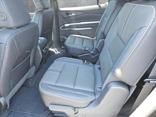 2025 Chevrolet Traverse High Country