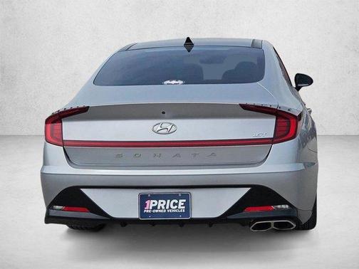 Shimmering Silver Pearl 2020 Hyundai SONATA SEL Plus