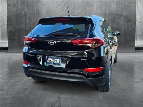 2016 Hyundai TUCSON SE
