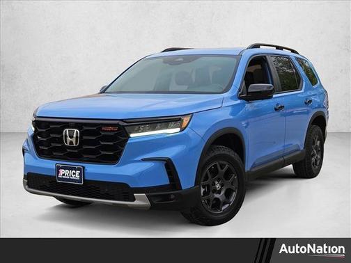 Diffused Sky Pearl 2025 Honda Pilot TrailSport