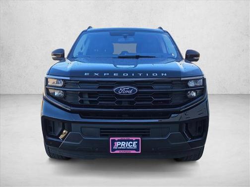 2025 Ford Expedition Max Active 4x4