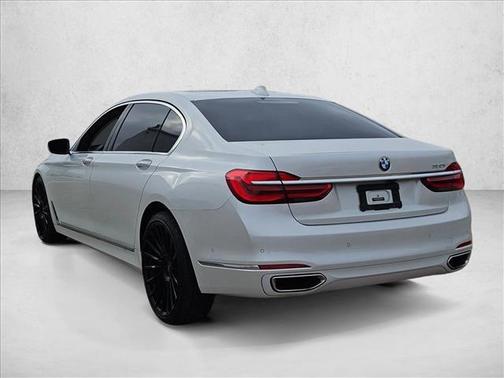 2016 BMW 750 I