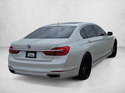 2016 BMW 750 I
