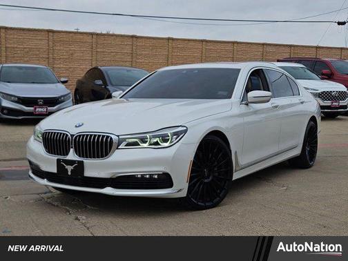 2016 BMW 750 I