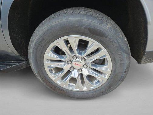 Sterling Metallic 2025 GMC Yukon Denali