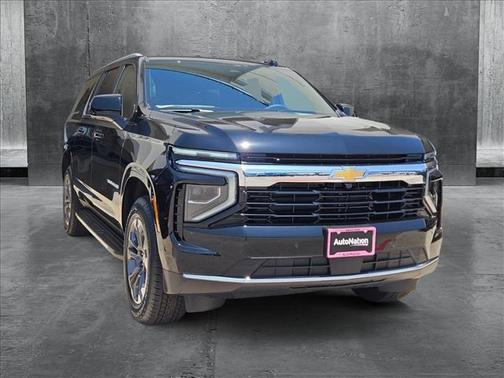 2025 Chevrolet Suburban LS