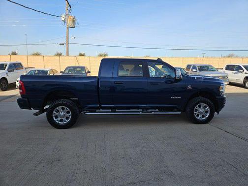 2024 RAM 2500 Laramie Crew Cab 4x4 6'4' Box