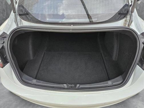 Pearl White Multi-Coat 2018 Tesla Model 3 Long Range