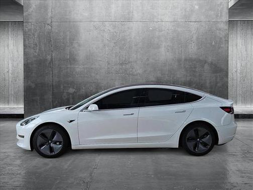 Pearl White Multi-Coat 2018 Tesla Model 3 Long Range