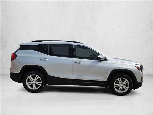 Quicksilver Metallic 2018 GMC Terrain SLE