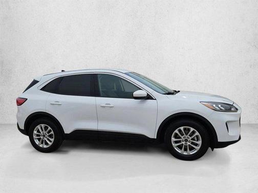 Oxford White 2020 Ford Escape SE