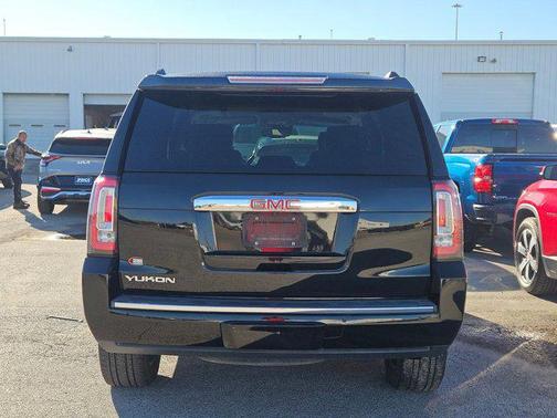 2016 GMC Yukon Denali