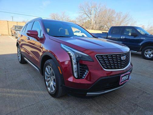 2023 Cadillac XT4 Premium Luxury
