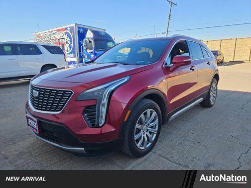 2023 Cadillac XT4 Premium Luxury