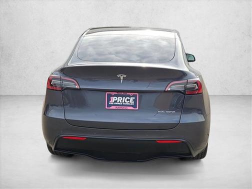 2022 Tesla Model Y Long Range Dual Motor All-Wheel Drive