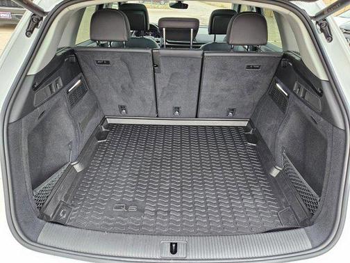 2022 Audi Q5 45 S line Premium