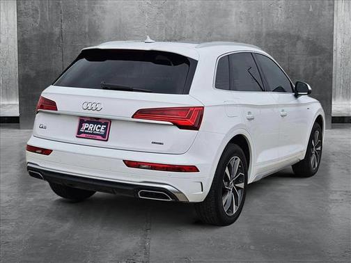 2022 Audi Q5 45 S line Premium