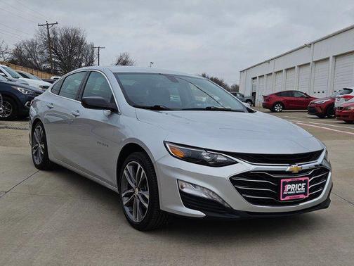 2022 Chevrolet Malibu FWD LT
