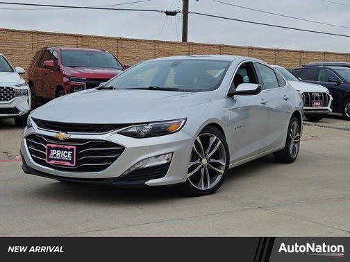 2022 Chevrolet Malibu FWD LT